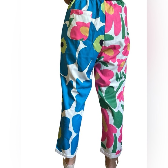 Super Cute Flower Pattern Pants Size M New With Tags - Picture 4 of 8